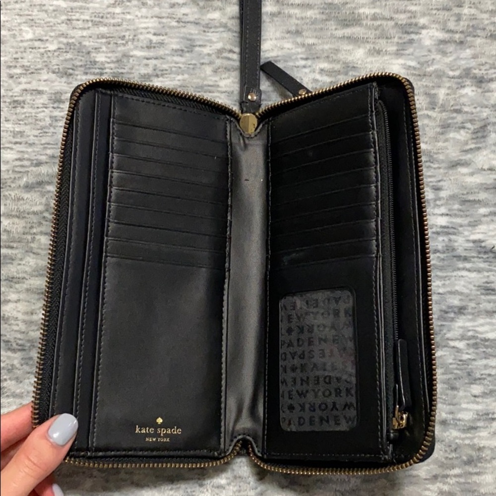 Kate Spade Wallet - Picture 3 of 5